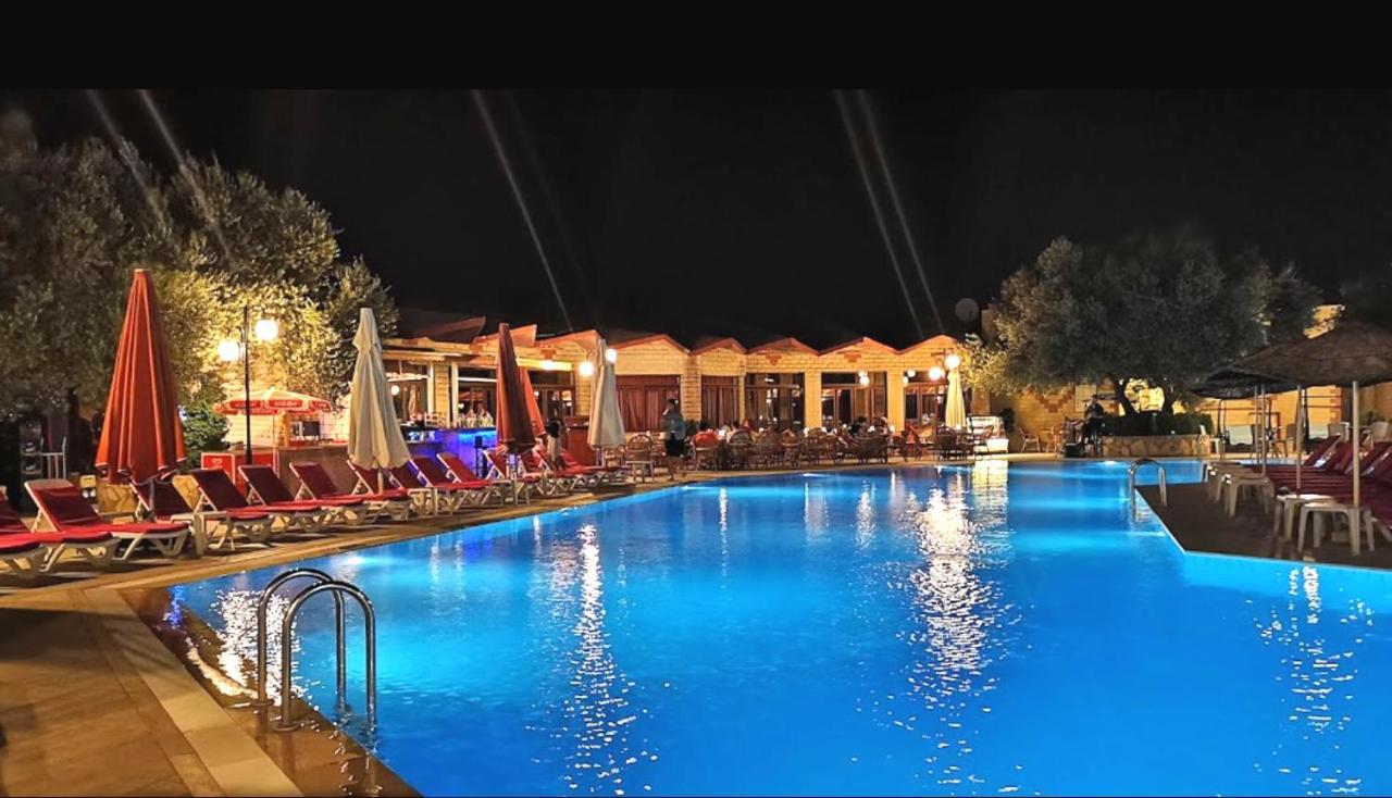 Alize Resort Hotel Yenifoca Exterior photo